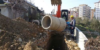 Antakya Akasya Mahallesi’nde deplase çalışması sürüyor