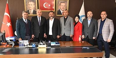 Antakya Belediyesi’nde Davullu Zurnalı Toplu İş Sözleşmesi Kutlaması 