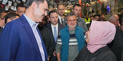 Bakan Kurum, TOKİ sakinleriyle iftar yaptı