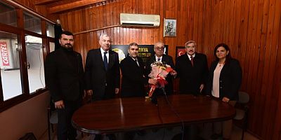 Başkan Yılmaz, Gazetecileri Ziyaret Ederek Günlerini Kutladı 