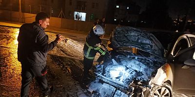 Belen’de refüje çarpan otomobilin sürücüsü yaralandı