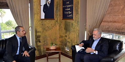 Doğu Akdeniz Gümrük ve Ticaret Bölge Müdürlüğü Muayene Memurları Derneği Temsilcisi Bilir, İTSO Başkanı Yılmaz’ı ziyaret ederek, Divan Dergisini takdim etti