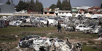 Hatay’daki araç mezarlığı