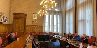 HBB Başkanı Savaş Büyükelçiliğin programına katılmak üzere Macaristan’da