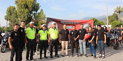 İskenderun’da 19 Mayıs Gençlik ve Spor Bayramı'nda motosiklet tutkunları kortej sürücü yaptı