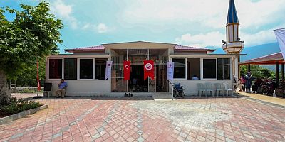 İskenderun'da depremde yıkılan caminin yerine yenisi inşa edildi