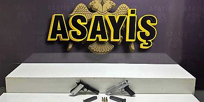 İskenderun’da evinde 2 ruhsatsız tabanca bulunan kişi tutuklandı