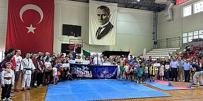 İskenderun'da GSB Spor Okulları ve Engelsiz Spor Okulları Açıldı
