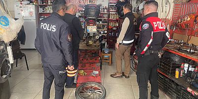İskenderun'da Motosiklet Tamirhanelerinde Denetim Yapıldı