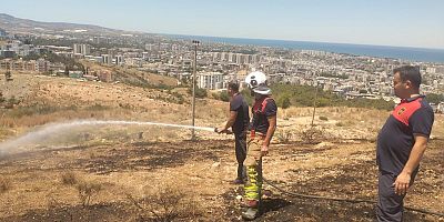 İskenderun’da otluk alanda çıkan yangın söndürüldü