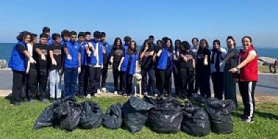 İskenderun Gençlik Merkezi Dünya Temizlik Günü'nde de İş Başında!