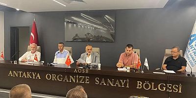 İTSO Başkanı Yılmaz, Antakya OSB’de STK temsilcileri ile birlikte düzenlenen ortak basın toplantısına katıldı