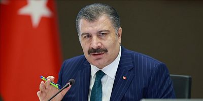 Sağlık Bakanı Koca, Reyhanlı’da tedavi gören depremzedeleri ziyaret etti