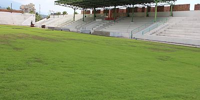 Sarıseki futbol sahasında hummalı çalışmalar sürüyor