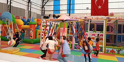 Yeşil Vadi Oyun Parkı, Depremzede Çocukları Ağırladı
